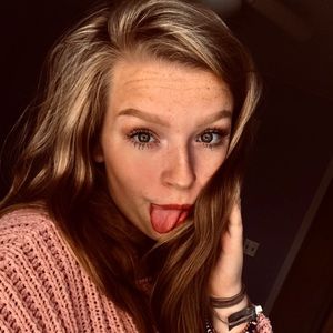 Meet your Posher, Kylee